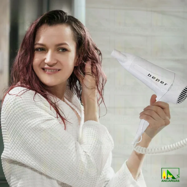 Secador de pelo de pared Beper - Imagen Web de Ancargas ©