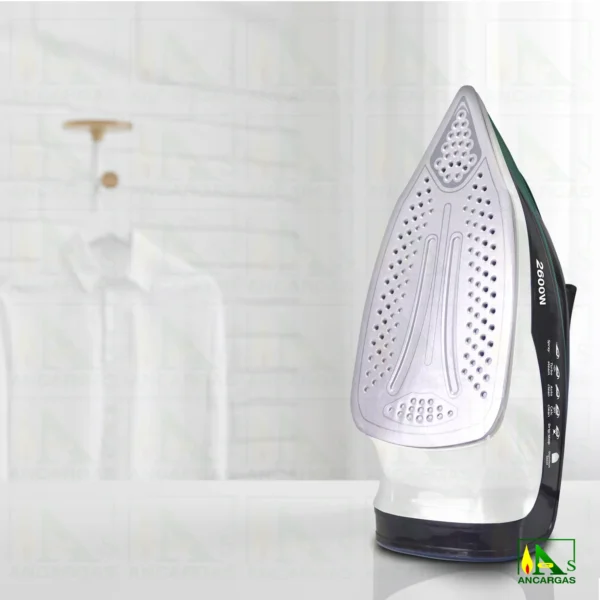 PLANCHA DE ROPA CON PLACA DE ACERO 2600W BEPER - Imagen Web de Ancargas ©
