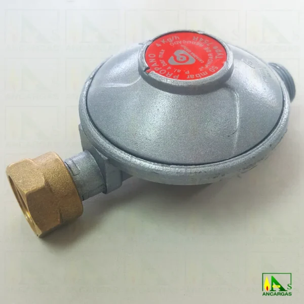 Regulador Reca 50mbar 4kg Tuerca Loca x Macho - Imagen Web de Ancargas ©