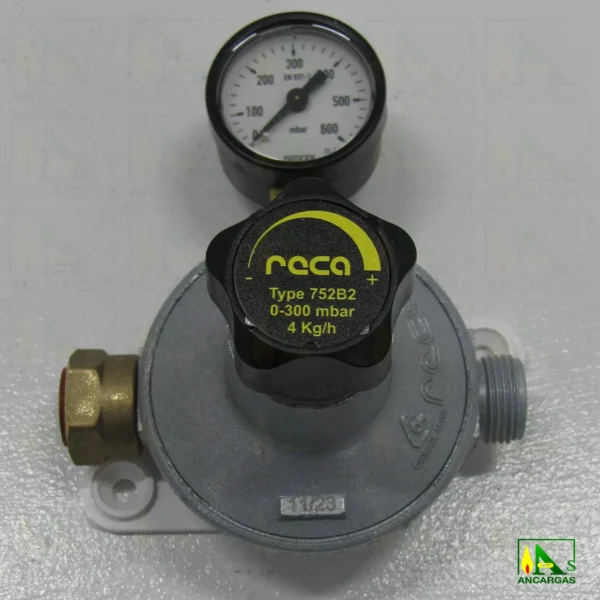 Regulador Reca 4kgh regulable 0-300mbar con manómetro - Imagen Web de Ancargas ©