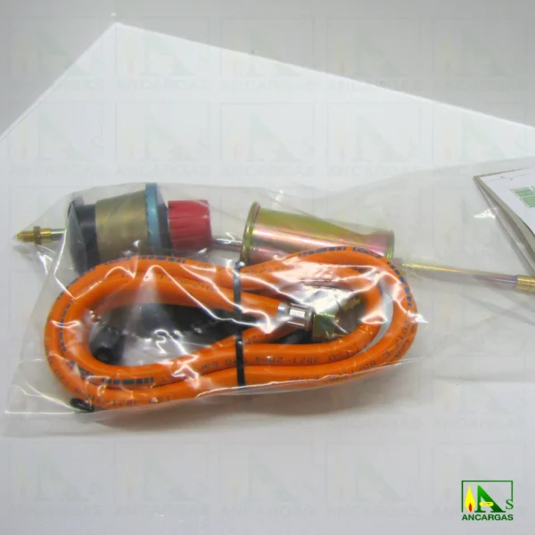 Conjunto soldador tela asfaltica chamuscar - Imagen Web de Ancargas ©