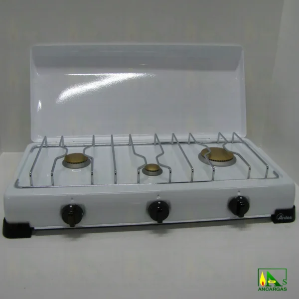 Cocina Gas Zeus esmaltada de 3 fuegos con tapa - Imagen Web de Ancargas ©