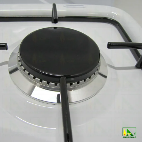 Cocina de gas de 2 fuegos en acero esmaltado blanco con tapa ideal camping - Imagen Web de Ancargas ©