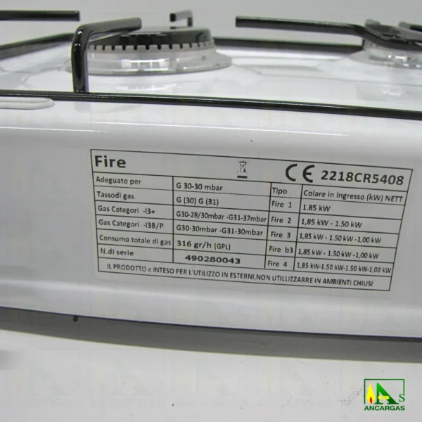 Cocina de gas a 3 fuegos - Imagen Web de Ancargas ©