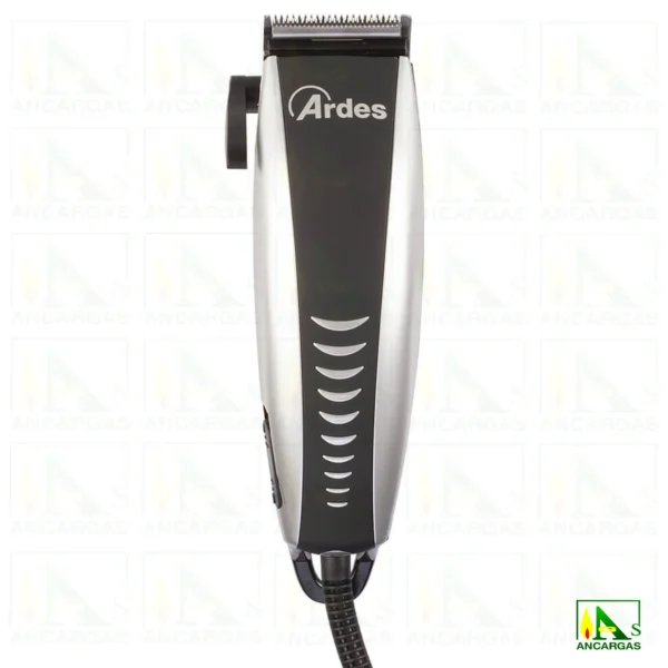 Cortapelos con 4 accesorios - Imagen Web de Ancargas ©