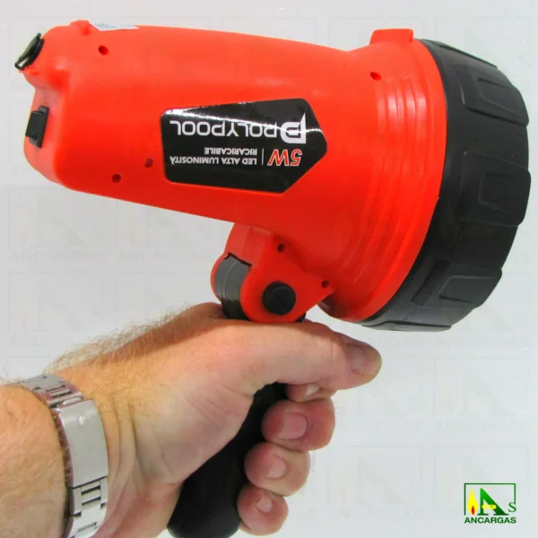 Ardes PolyPool Linterna LED Recargable - Imagen Web de Ancargas ©