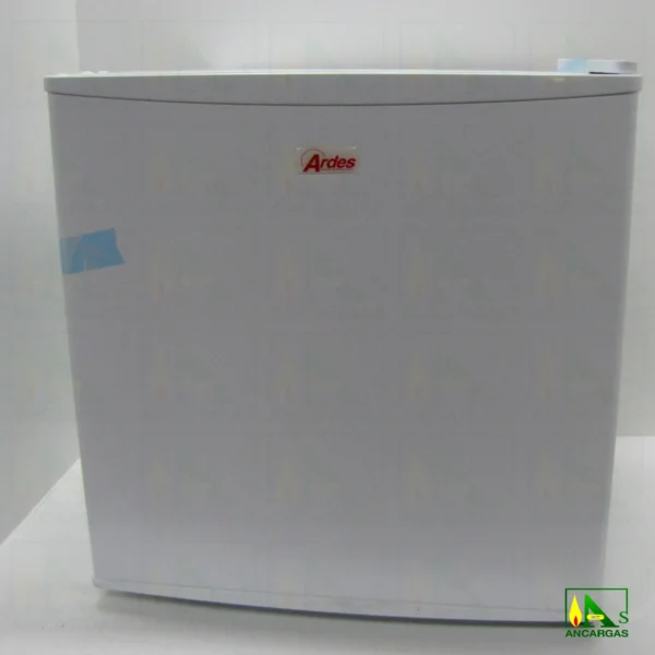 Mini nevera eléctrica Ardes de compresor con congelador de 45L clase A+ – Imagen Web de Ancargas ©