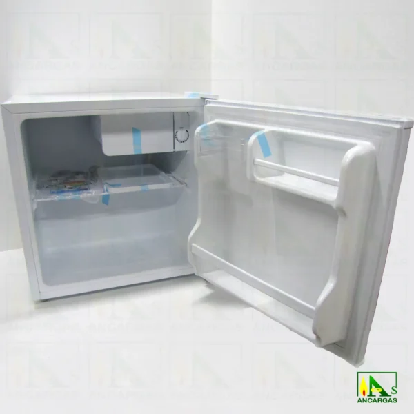 Mini nevera eléctrica Ardes de compresor con congelador de 45L clase A+ – Imagen Web de Ancargas ©