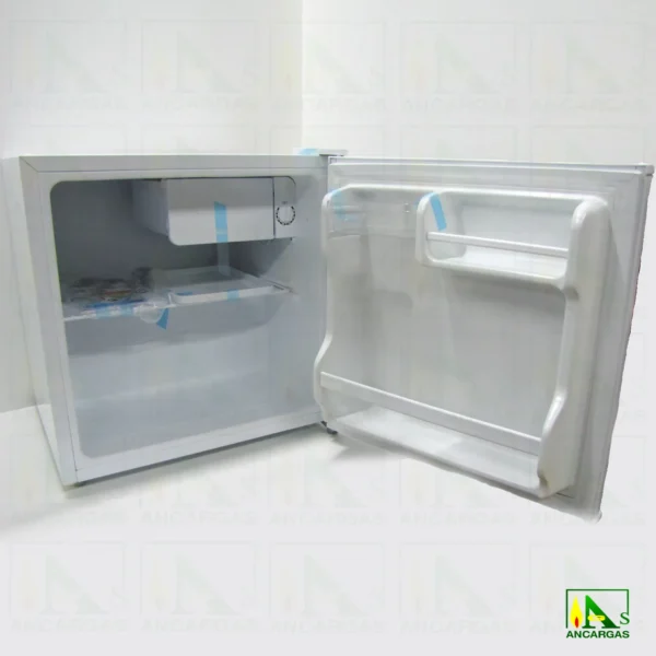 Mini nevera eléctrica Ardes de compresor con congelador de 45L clase A+ – Imagen Web de Ancargas ©