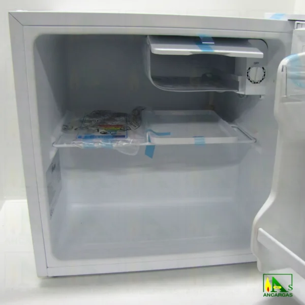 Mini nevera eléctrica Ardes de compresor con congelador de 45L clase A+ – Imagen Web de Ancargas ©