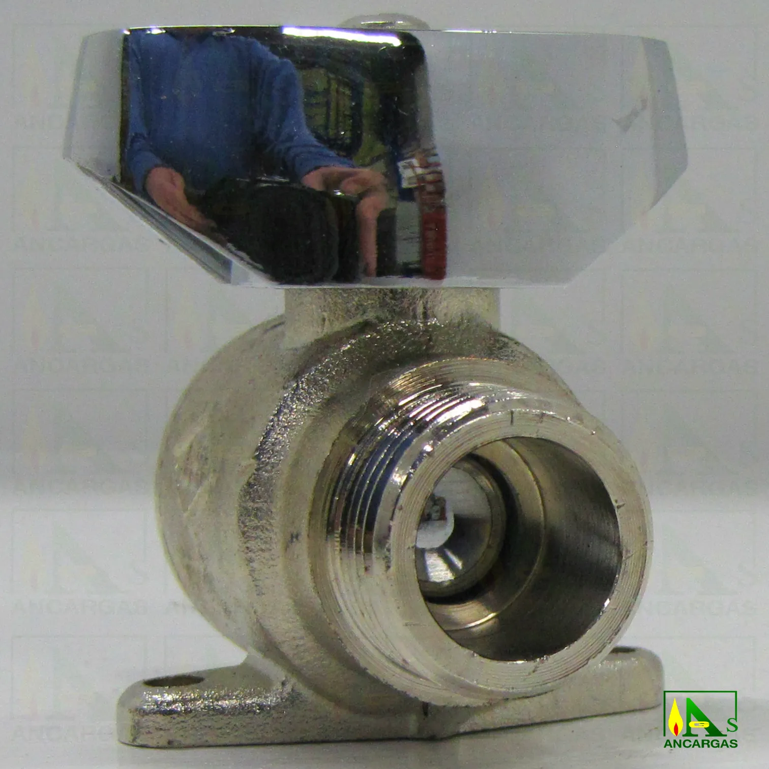 Llave de corte PN-5 - Llave esfera cromada con limitador de caudal y bloqueo - Imagen Web de Ancargas ©