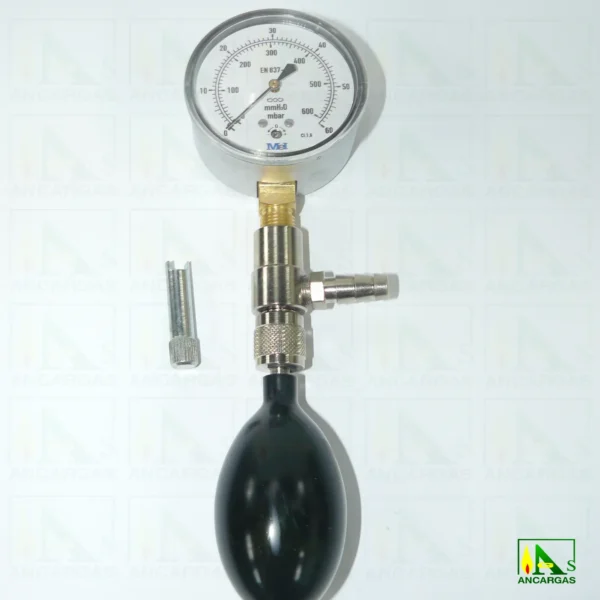Conjunto ventómetro de 0 - 600 mm.c.d.a. para comprobación estanqueidad - Imagen Web de Ancargas ©