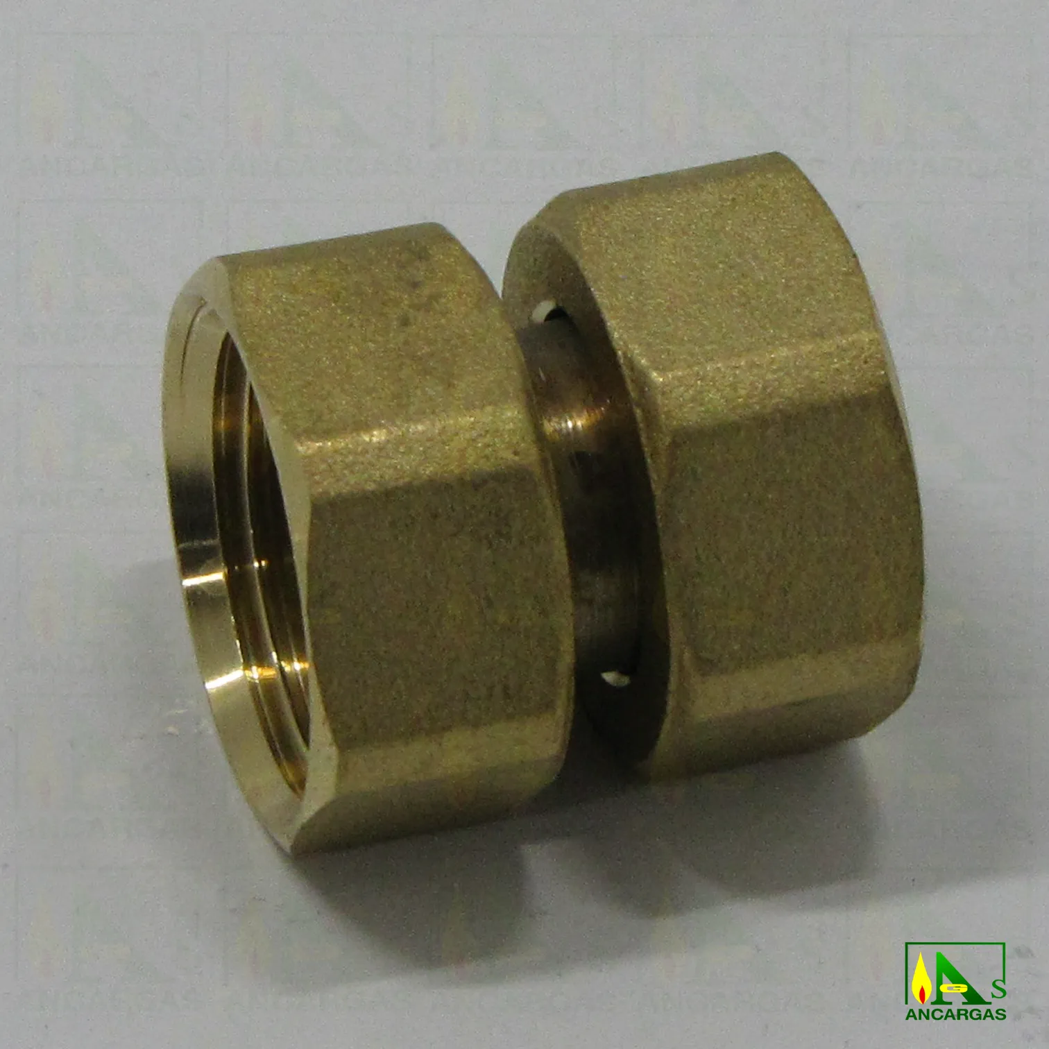 Racor doble tuerca corta de latón HxH - Imagen Web de Ancargas ©