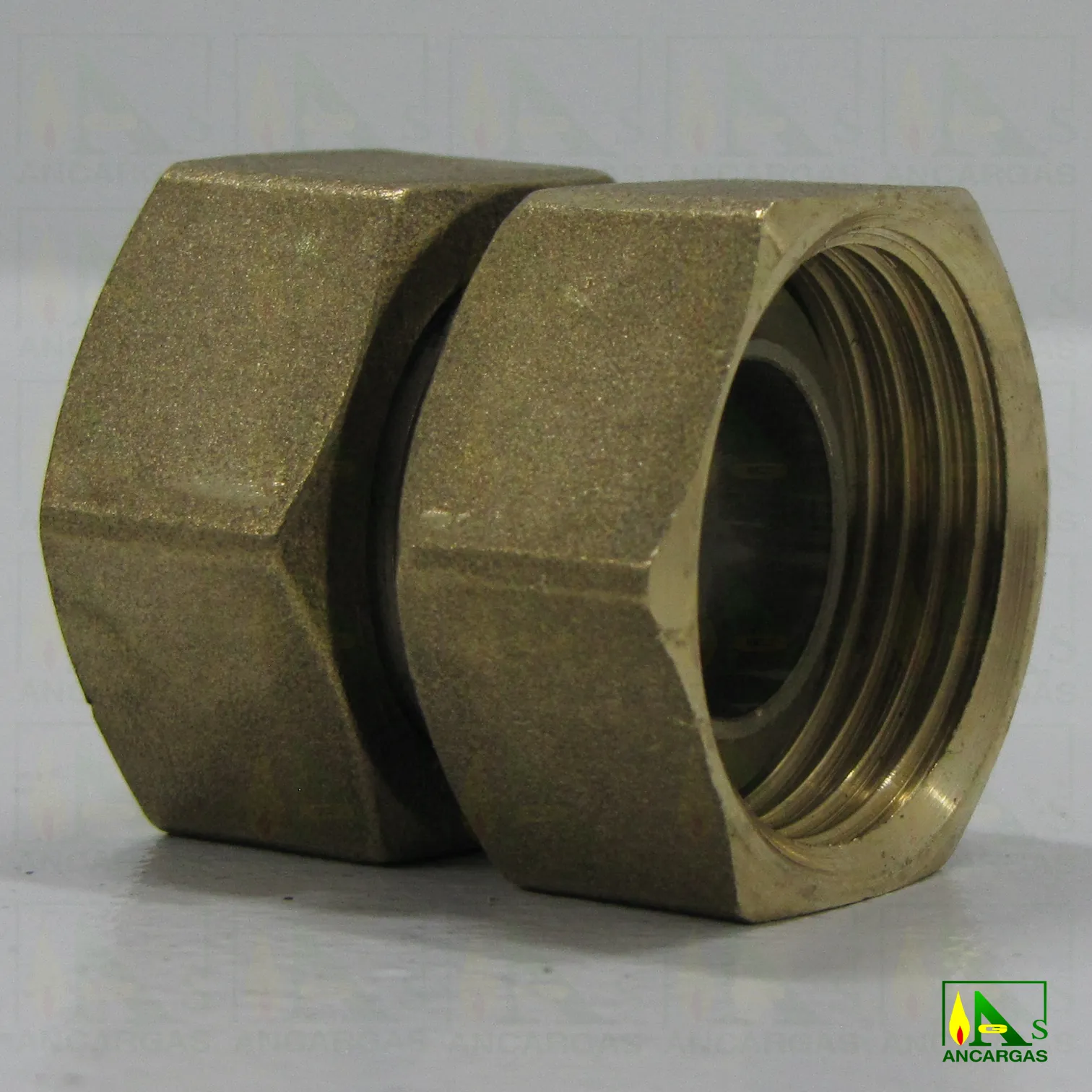 Racor doble tuerca corta de latón HxH - Imagen Web de Ancargas ©