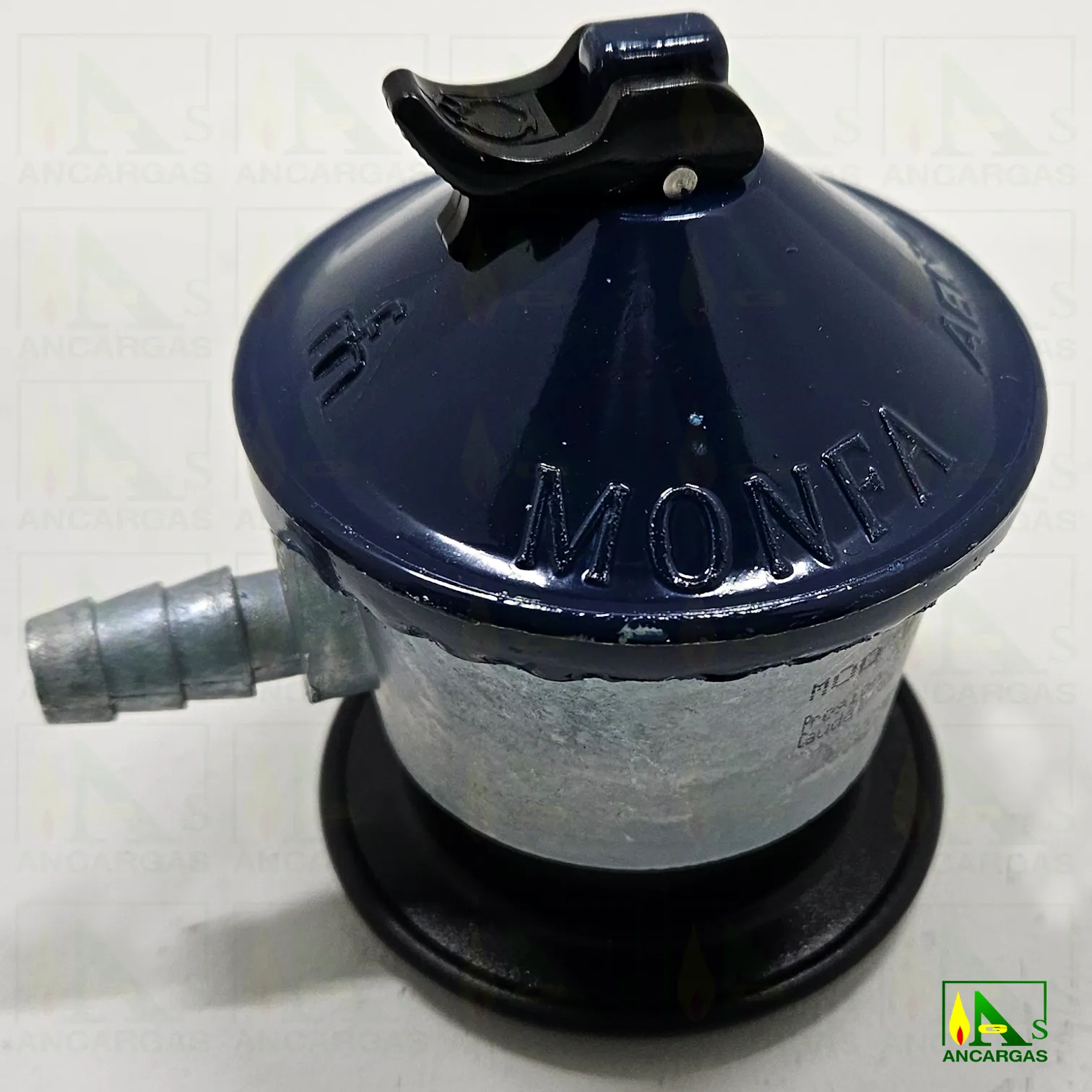 Regulador doméstico Aenor presión salida 50gcm2 - Imagen Web de Ancargas ©