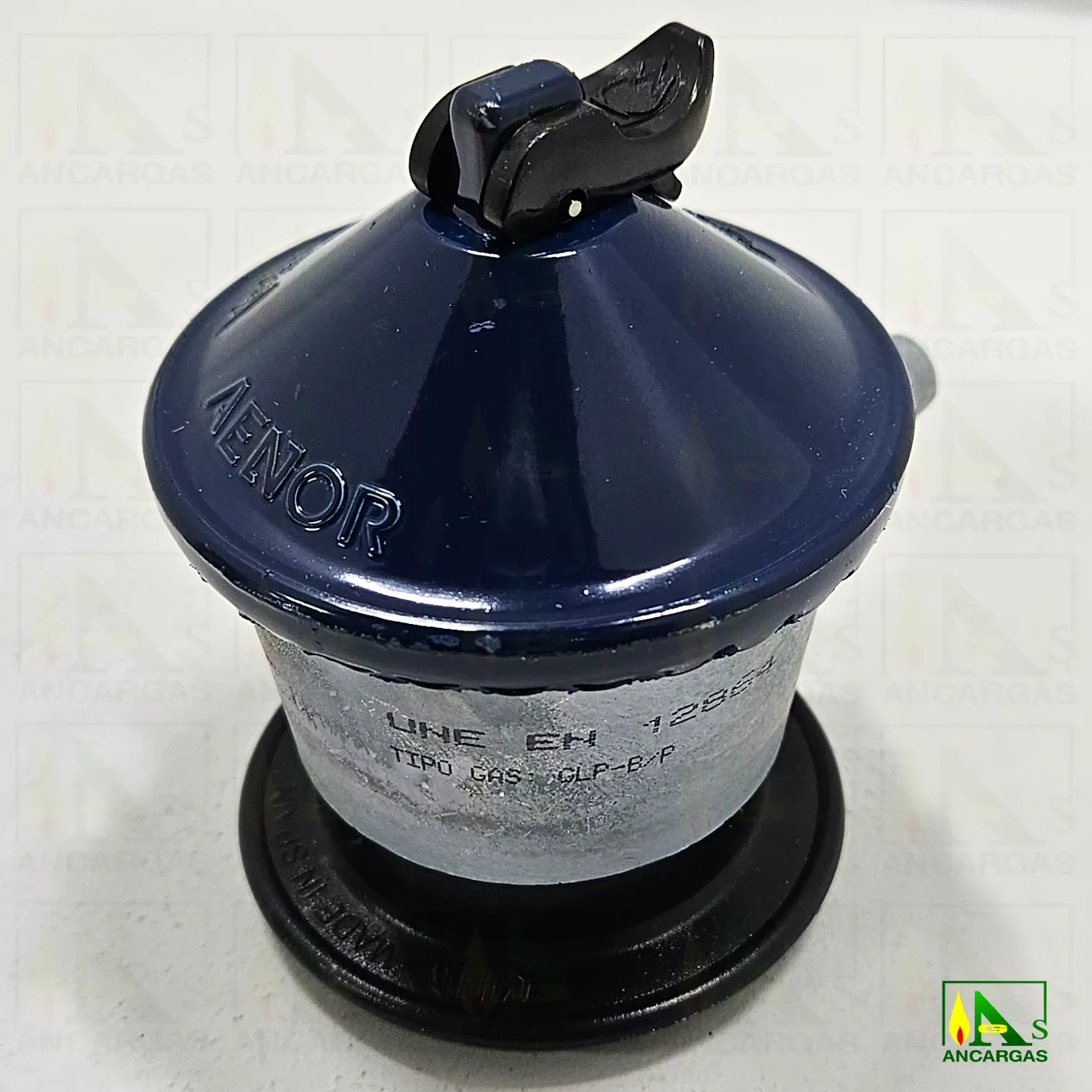 Regulador doméstico Aenor presión salida 50gcm2 - Imagen Web de Ancargas ©