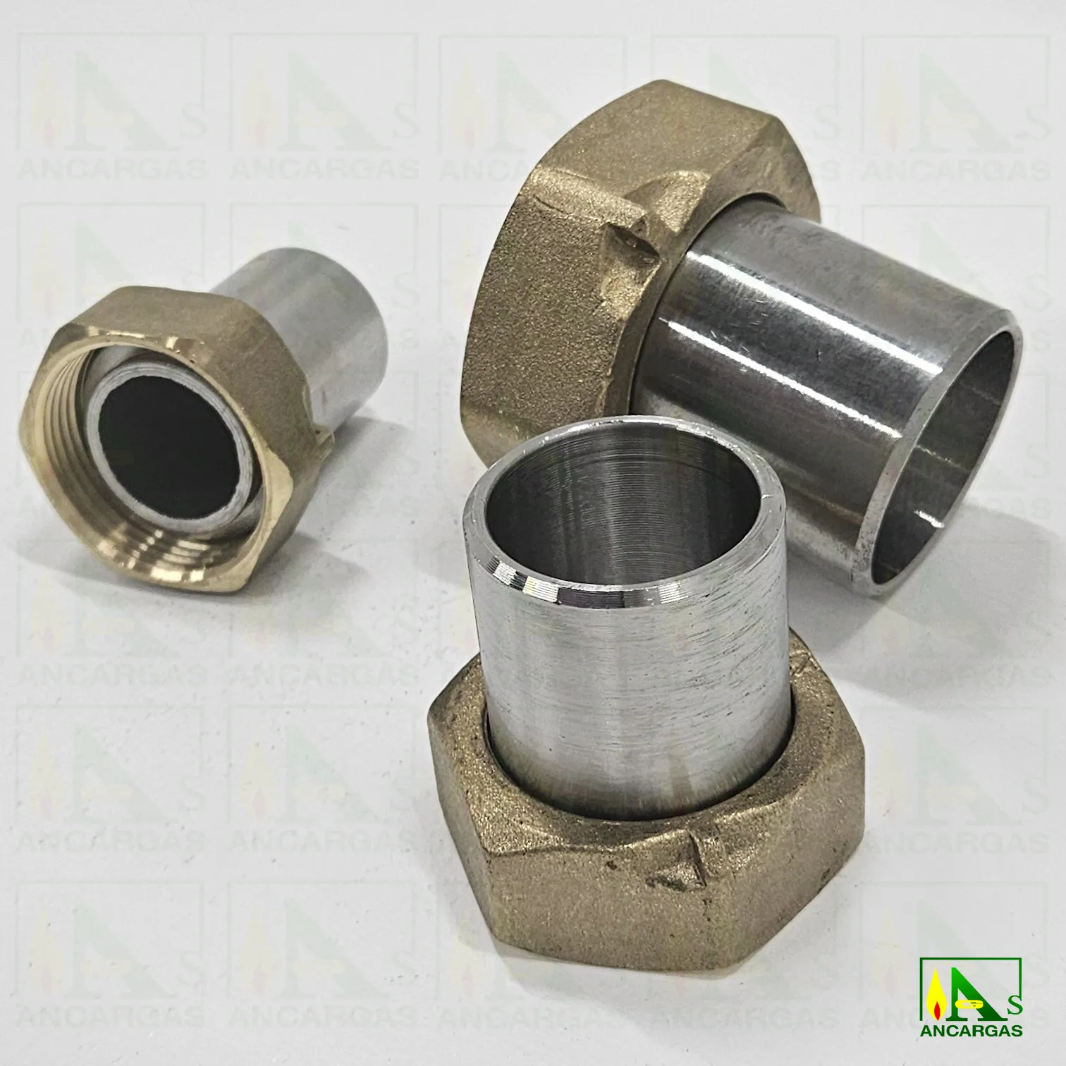 Tuerca casquillo de acero - Imagen Web de Ancargas ©